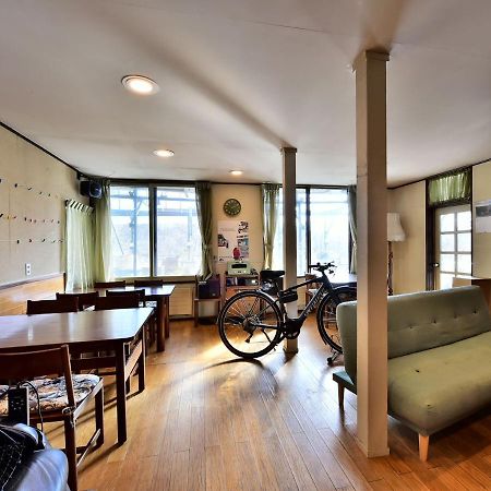 Kurumayama Kogen Guesthouse Urara Chino Eksteriør billede